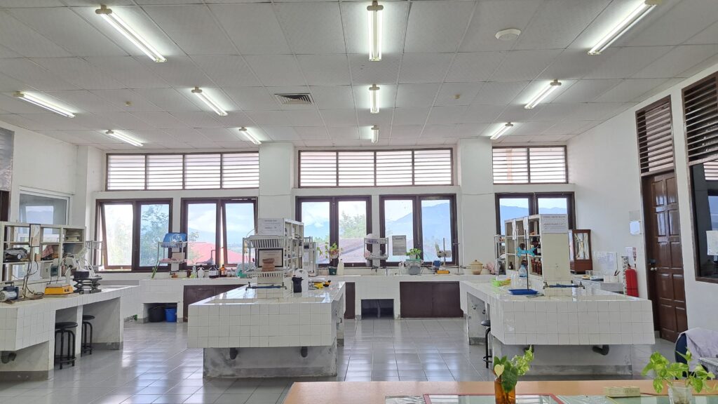 Laboratorium Kimia Dasar